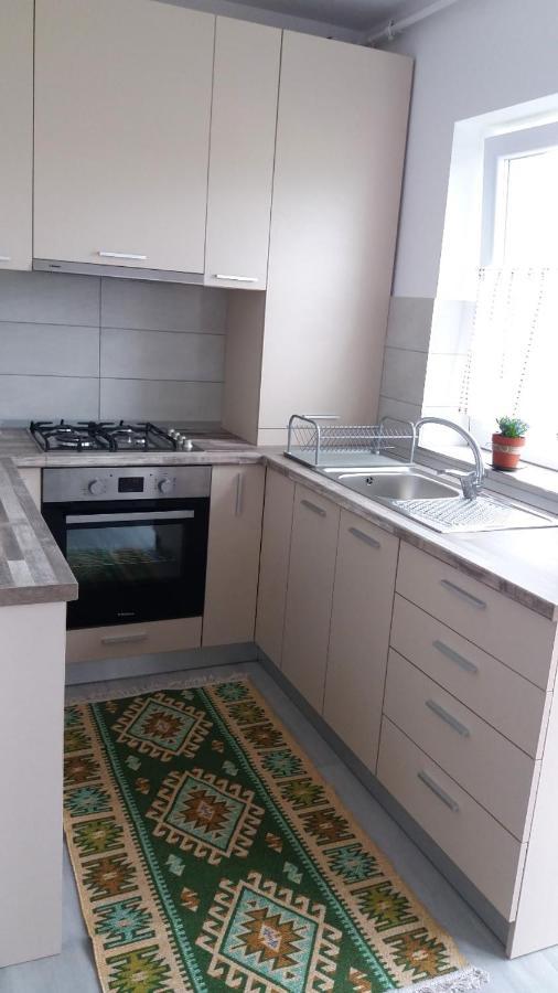 Апартаменты Cazare Apartament Rasnov Экстерьер фото